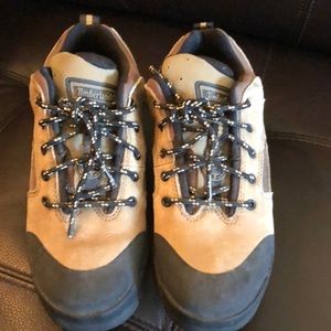 Timberland Low Hikers Size 8.5M